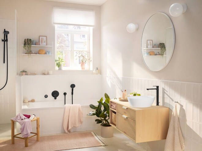 Hansgrohe Смеситель для ванны с душем Rebris S 72466670 черный матовый — изображение 4